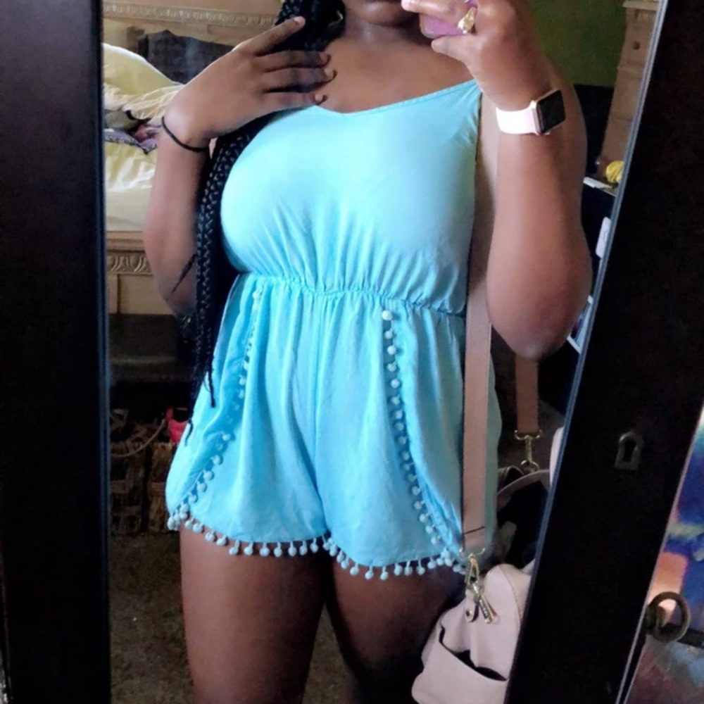 CUTE BLUE ROMPER😍